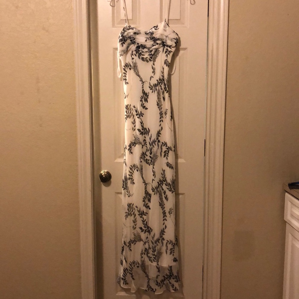 Long chiffon Chetta B white and back gown, size 6